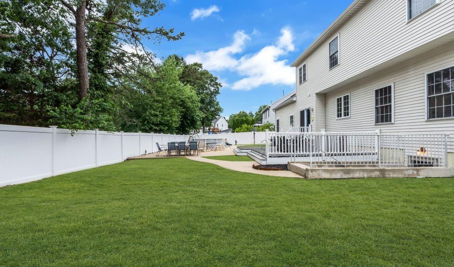 12 Brittany Dr, Bayville, NJ 08721 - 4 Beds, 4 Bath