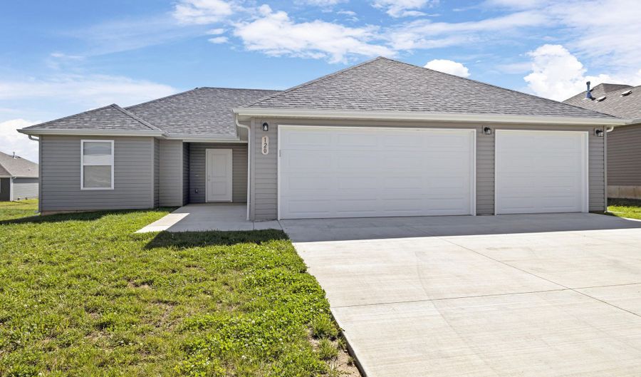 120 Pin Oak Dr, Aurora, MO 65605 - 3 Beds, 2 Bath