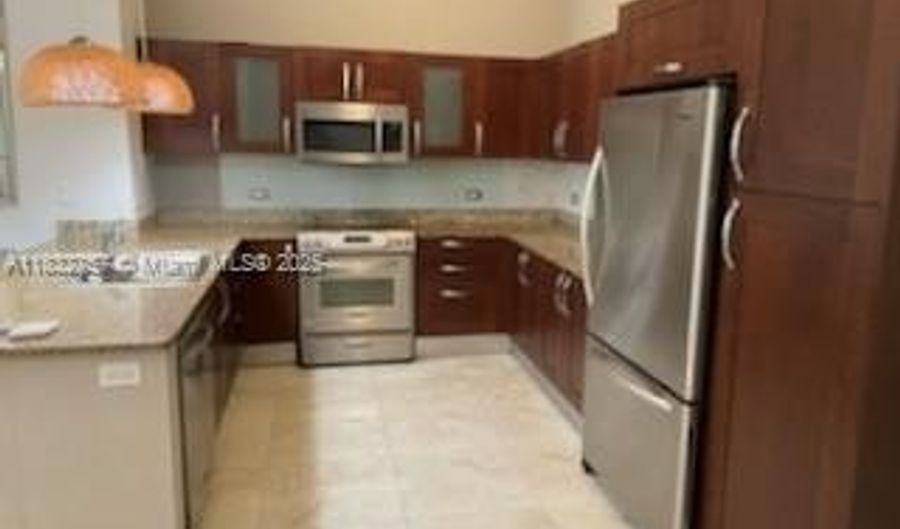 20000 E Country Club Dr 104, Aventura, FL 33180 - 3 Beds, 3 Bath