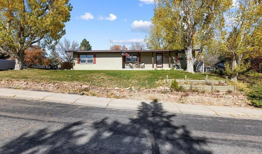 1920 Kingsboro Rd, Casper, WY 82604 - 4 Beds, 2 Bath