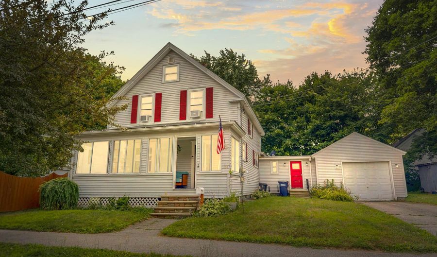 184 Whitney St, Auburn, ME 04210 - 3 Beds, 2 Bath