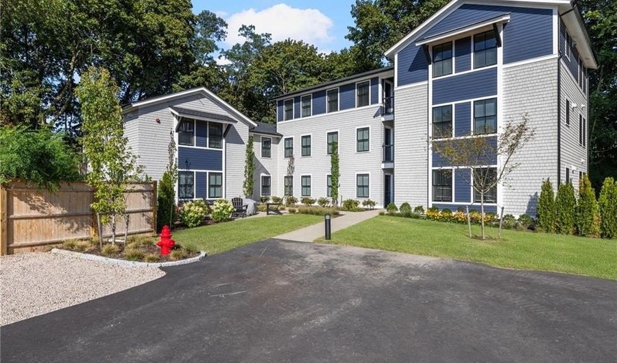 32 Exchange St 203, East Greenwich, RI 02818 - 1 Beds, 1 Bath