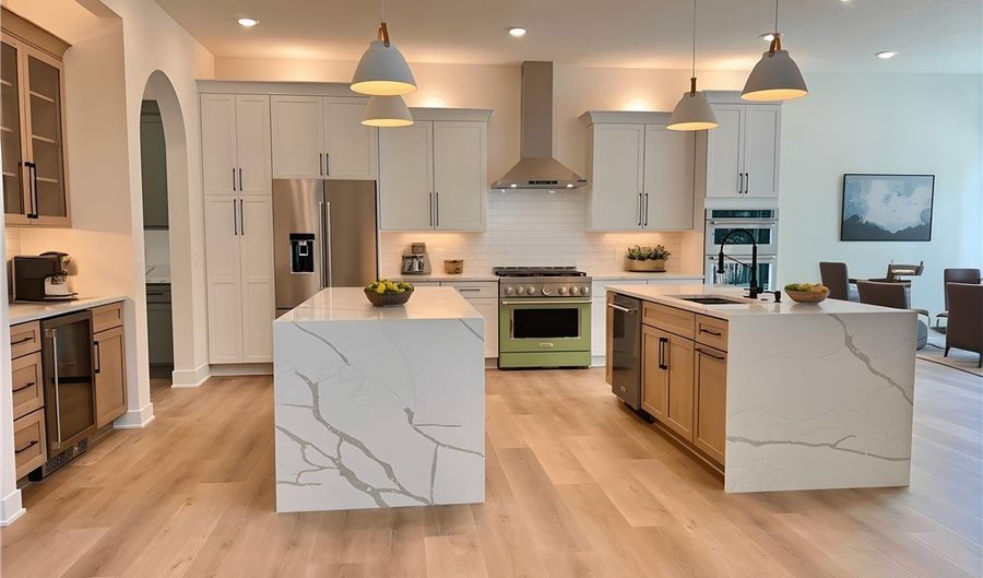 580- Hardwick Dr, Aurora, OH 44202 - 5 Beds, 5 Bath