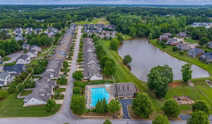 273 Bridgeport Rd, Boiling Springs, SC 29316 - 4 Beds, 3 Bath