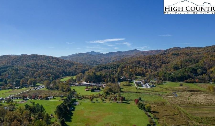 Tract 6 Walnut Ridge, Banner Elk, NC 28604 - 0 Beds, 0 Bath