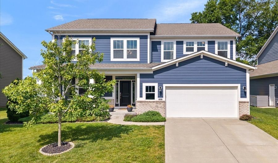 220 Dovetree Dr, Avon, IN 46122 - 5 Beds, 3 Bath