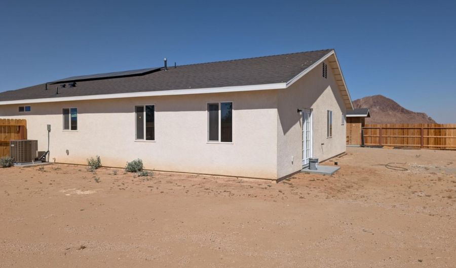 9878 Magnolia Ave, California City, CA 93505 - 3 Beds, 2 Bath