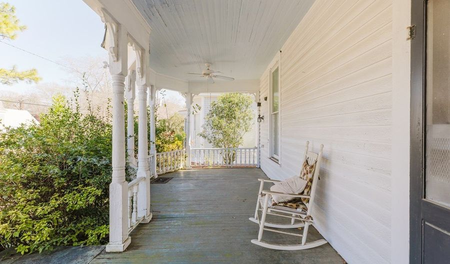 305 E Church St, Americus, GA 31709 - 2 Beds, 2 Bath