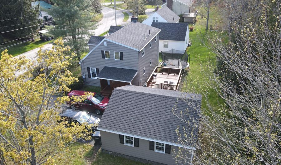 149 Dartmouth St, Bangor, ME 04401 - 4 Beds, 3 Bath