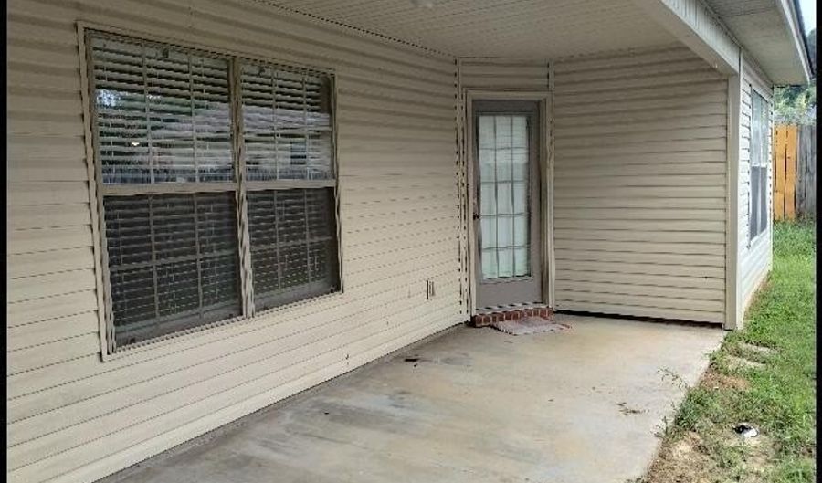 8005 Jasmine Cv, Bauxite, AR 72011 - 3 Beds, 2 Bath
