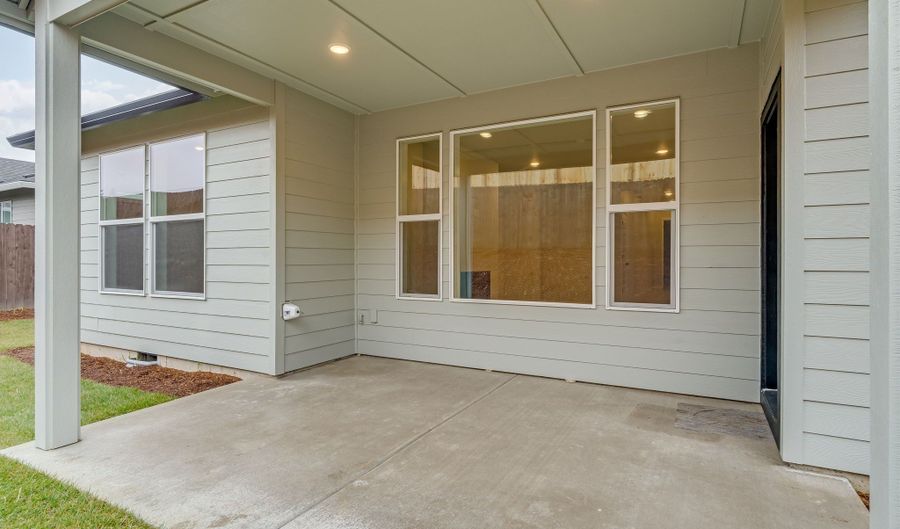 734 NW 28TH St, Battle Ground, WA 98604 - 3 Beds, 2 Bath
