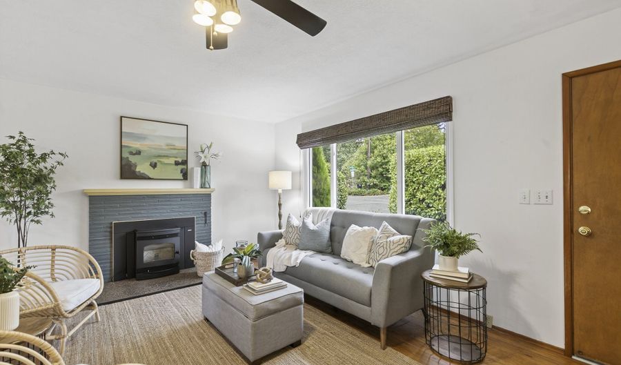 14303 SE RUPERT Dr, Milwaukie, OR 97267 - 3 Beds, 1 Bath