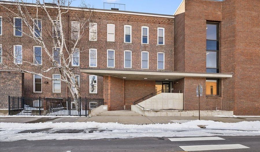 325 Lafayette St 8208, Bridgeport, CT 06604 - 2 Beds, 2 Bath
