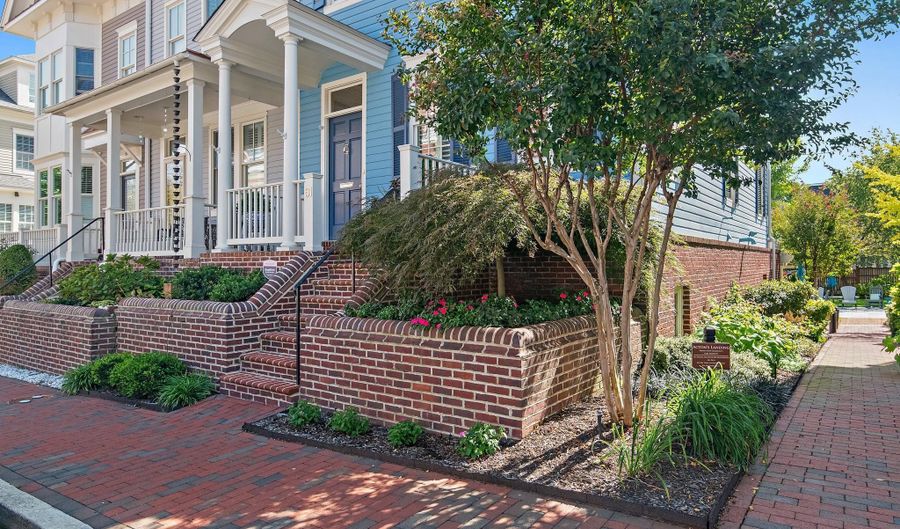 51 RICHARDS Ln, Annapolis, MD 21401 - 4 Beds, 4 Bath