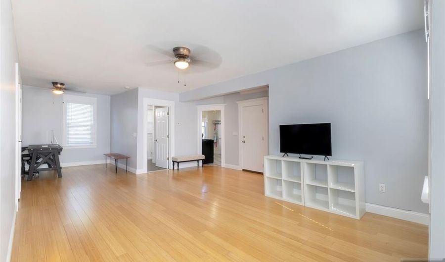 617 Washington Ave #2, Belleville, NJ 07109 - 2 Beds, 1 Bath
