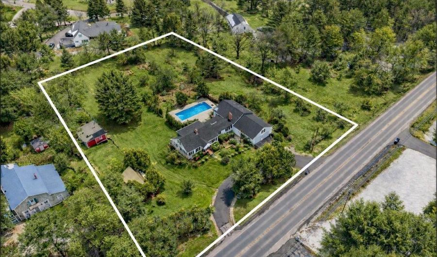 2897 Route 2, Hermon, ME 04401 - 4 Beds, 2 Bath