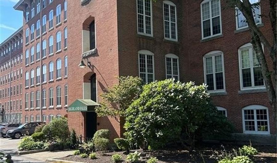 2 School St 403, Lincoln, RI 02802 - 2 Beds, 2 Bath