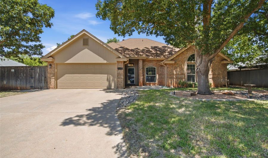 5242 Western Plains Ave, Abilene, TX 79606 - 4 Beds, 2 Bath