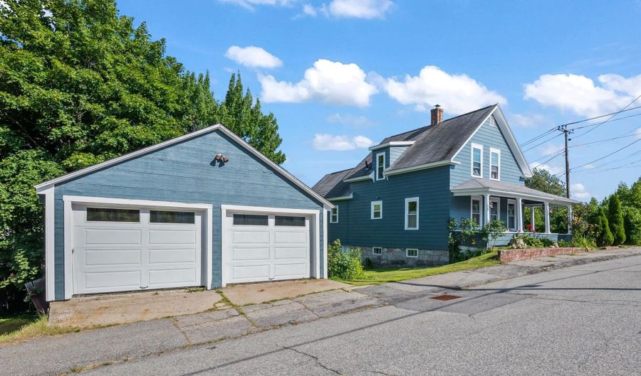 624 Second Ave, Berlin, NH 03570 - 4 Beds, 2 Bath