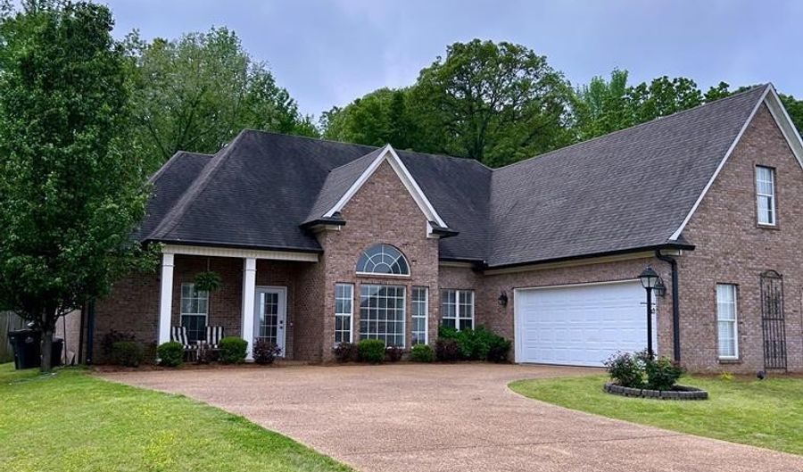 1220 Westbrook Dr, Oxford, MS 38655 - 4 Beds, 3 Bath