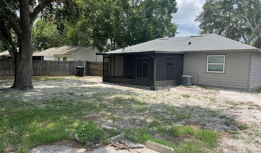 179 MOONBEAM Rd, Apopka, FL 32712 - 2 Beds, 1 Bath