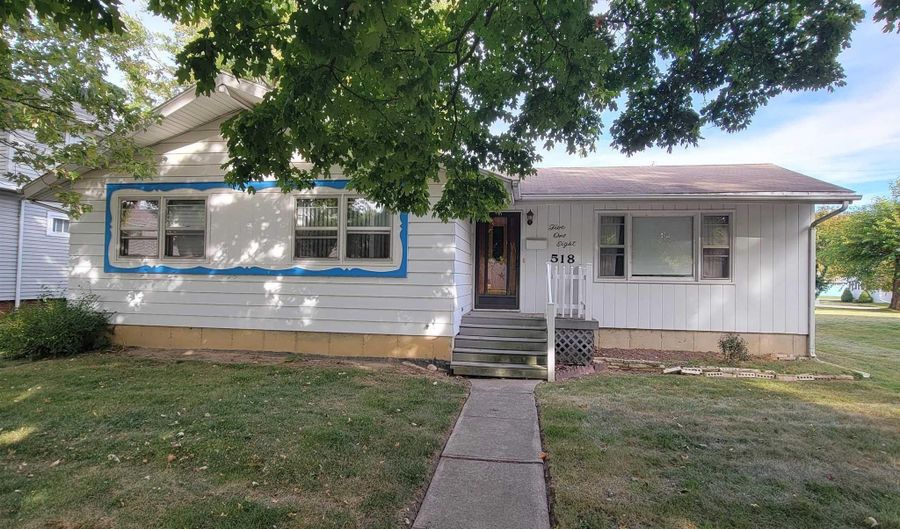 518 S Indiana Ave, Auburn, IN 46706 - 4 Beds, 1 Bath