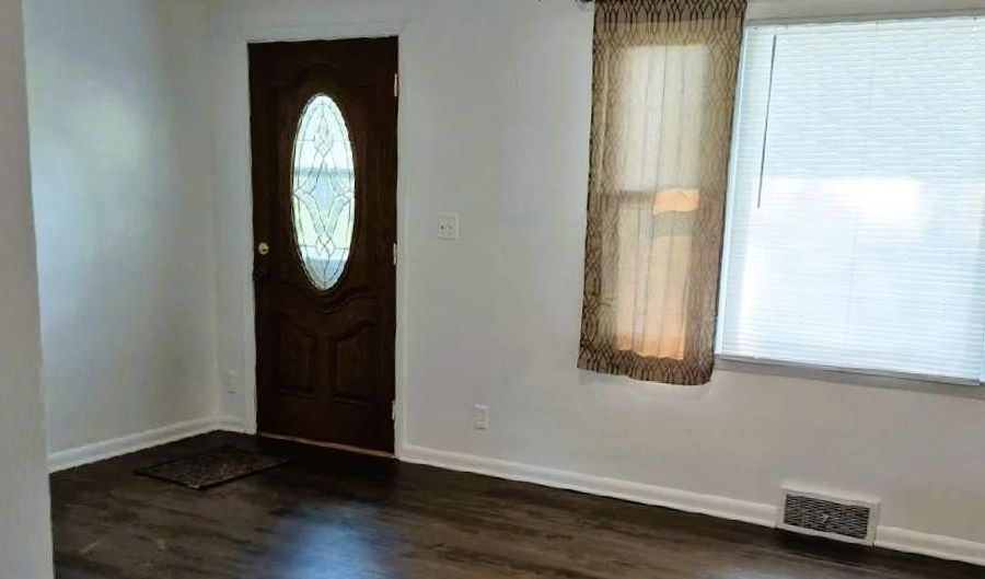 1411 O St, Auburn, NE 68305 - 2 Beds, 1 Bath