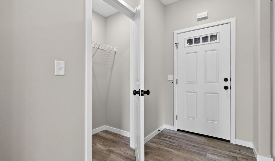 422 Beavertail Rd, Ash Grove, MO 65604 - 3 Beds, 2 Bath
