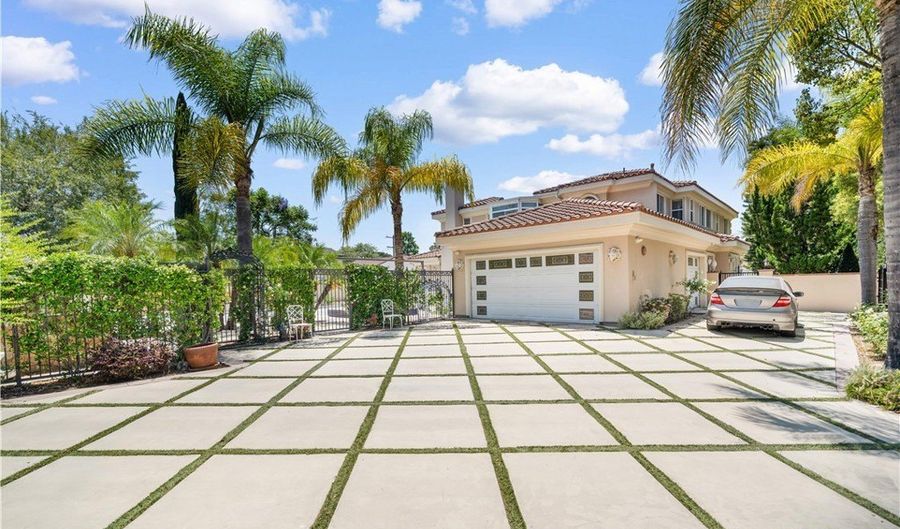 1104 E Camino Real, Arcadia, CA 91006 - 8 Beds, 6 Bath