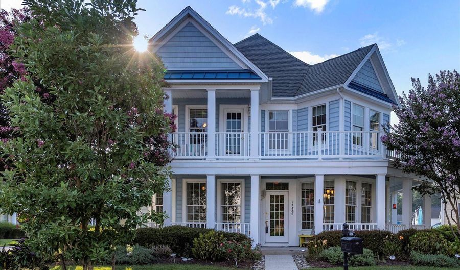 12336 HIDDEN BAY Dr, Berlin, MD 21811 - 3 Beds, 5 Bath