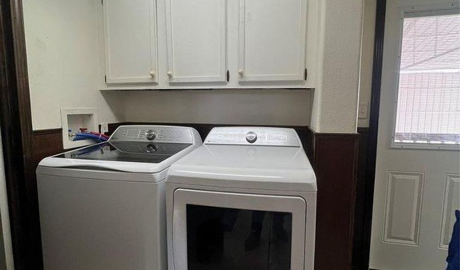 343924 E 770 Rd, Agra, OK 74824 - 2 Beds, 1 Bath