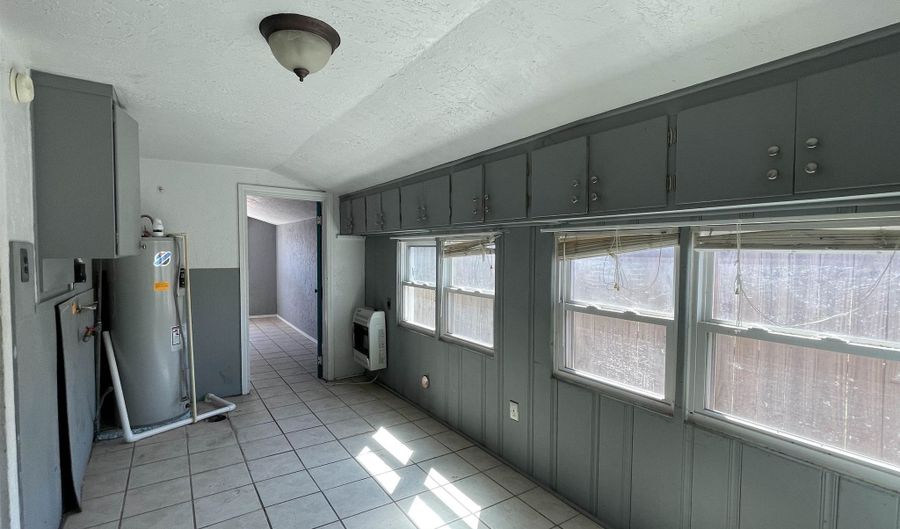 219 Maple St, Alva, OK 73717 - 3 Beds, 1 Bath