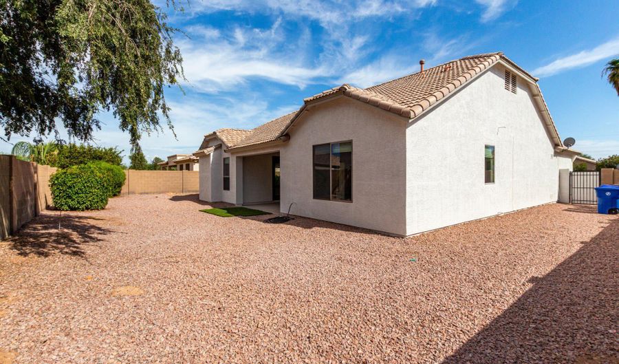 2936 E HAZELTINE Way, Chandler, AZ 85249 - 4 Beds, 2 Bath