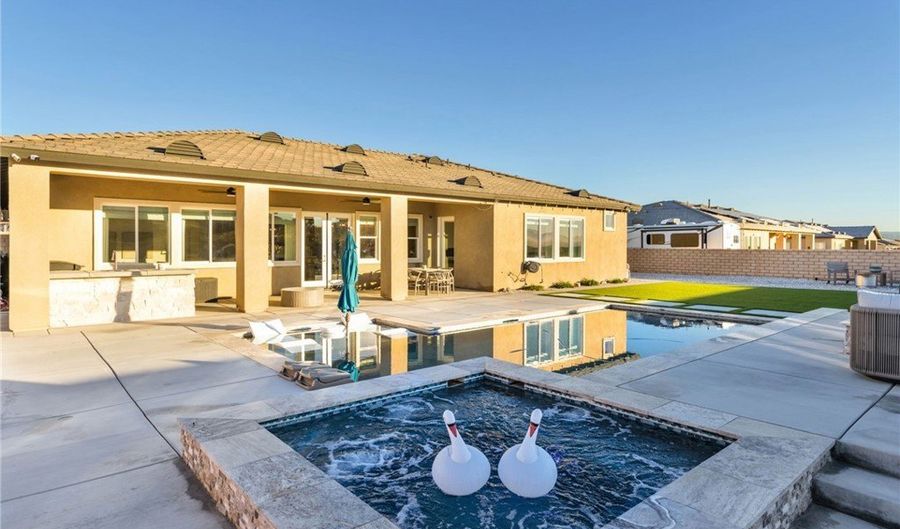 17066 Takipi Rd, Apple Valley, CA 92307 - 3 Beds, 3 Bath