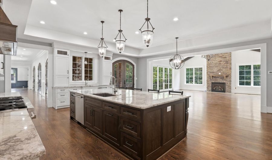 4147 OLD COLUMBIA Pike, Annandale, VA 22003 - 6 Beds, 8 Bath