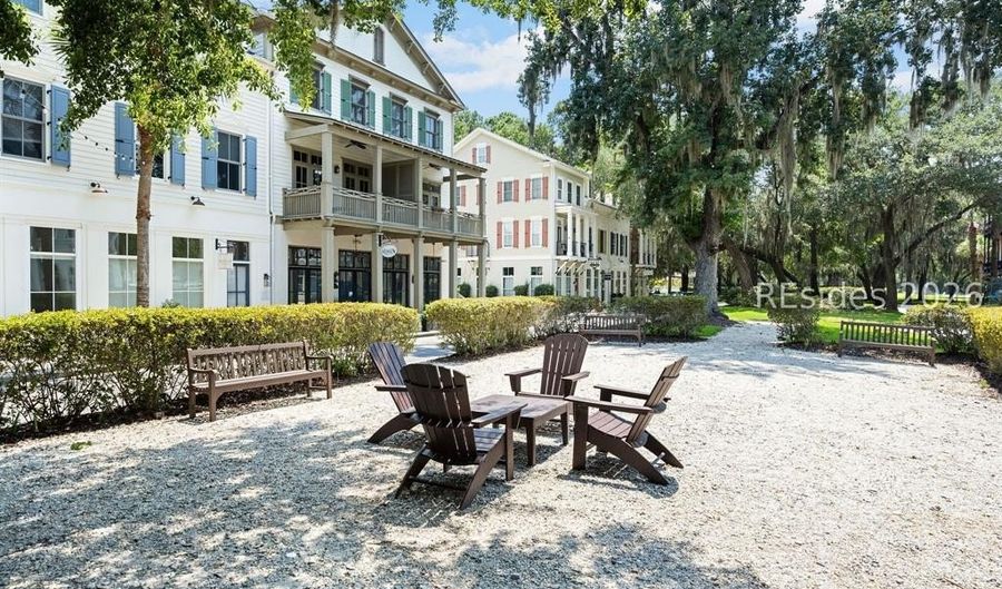 17 Mount Grace, Beaufort, SC 29906 - 3 Beds, 3 Bath