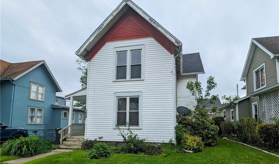 1636 W 8th St, Ashtabula, OH 44004 - 3 Beds, 1 Bath