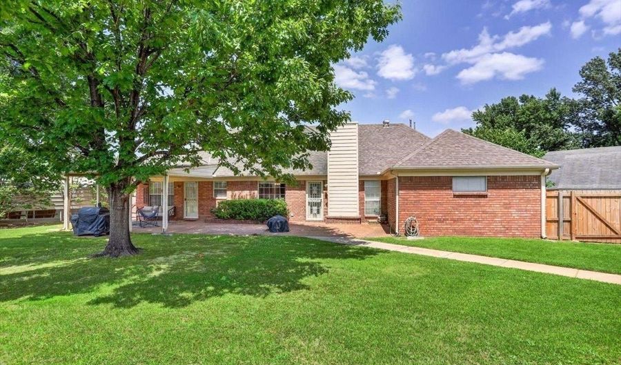 3929 CARRIE BROOK Cv, Bartlett, TN 38135 - 3 Beds, 2 Bath