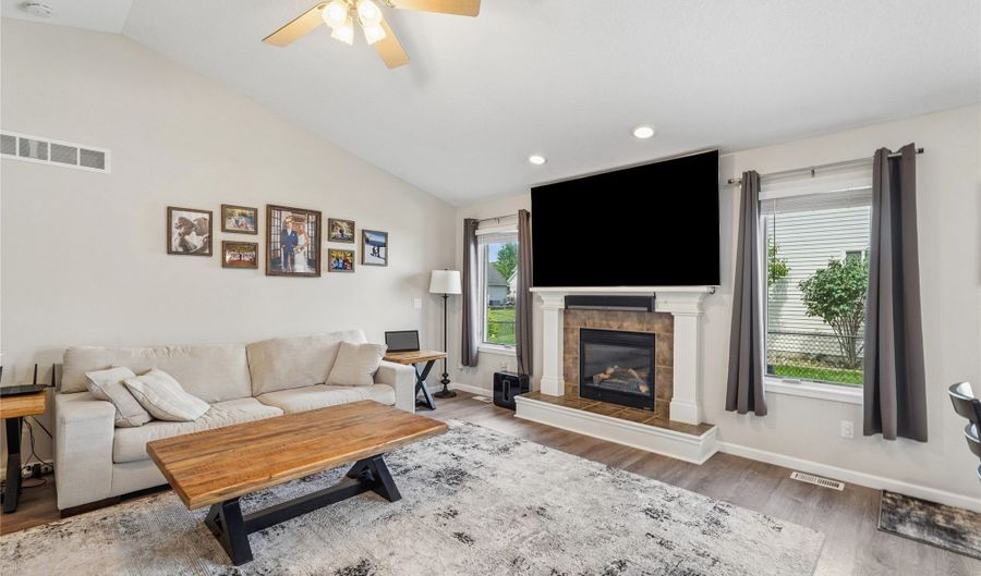1614 NW Abilene Rd, Ankeny, IA 50023 - 4 Beds, 4 Bath