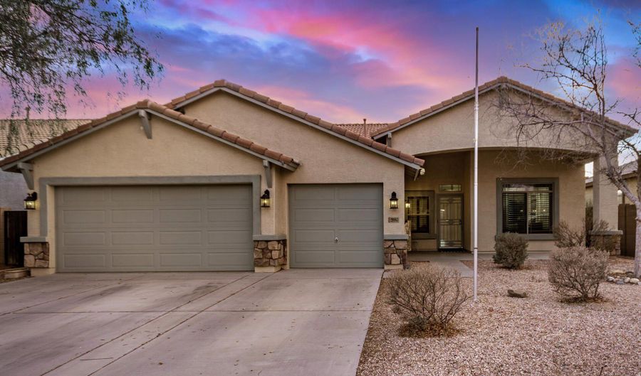 29983 W FAIRMOUNT Ave, Buckeye, AZ 85396 - 3 Beds, 2 Bath