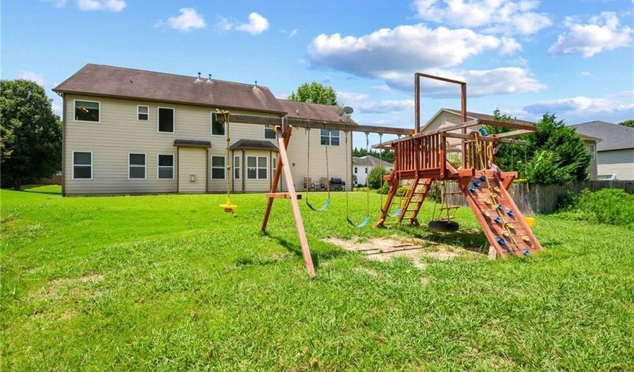 839 Key Largo Pointe, Auburn, GA 30011 - 5 Beds, 3 Bath