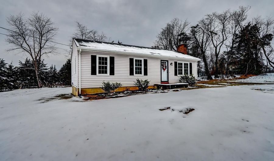 498 Partridge Creek Rd, Amherst, VA 24521 - 3 Beds, 2 Bath