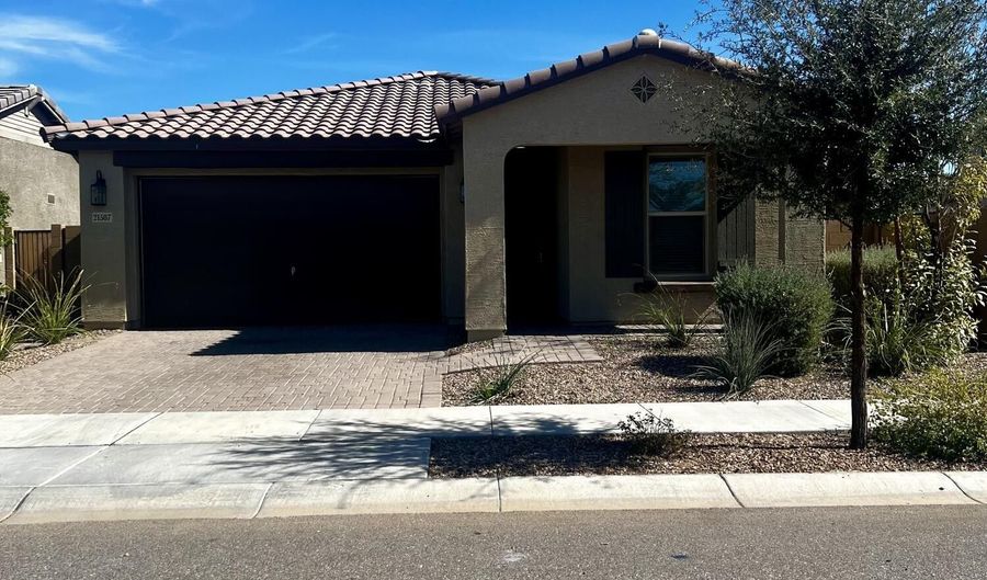 21507 S 226TH Pl, Queen Creek, AZ 85142 - 4 Beds, 2 Bath