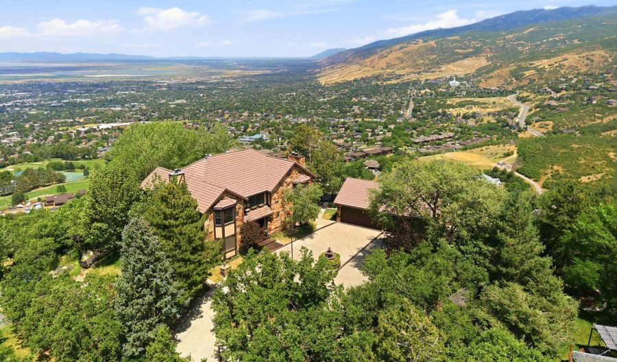 1501 E MAPLE HILLS Dr S, Bountiful, UT 84010 - 5 Beds, 4 Bath