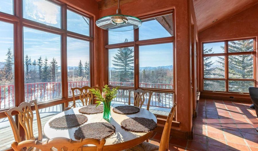 1935 LARSEN Ln, Alta, WY 83414 - 3 Beds, 3 Bath
