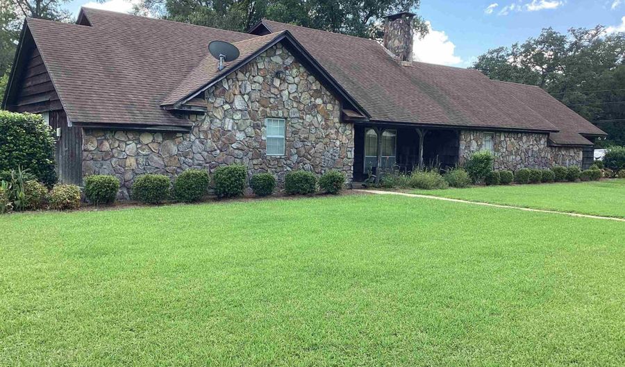 1203 Phillips St, Bay Minette, AL 36507 - 4 Beds, 3 Bath