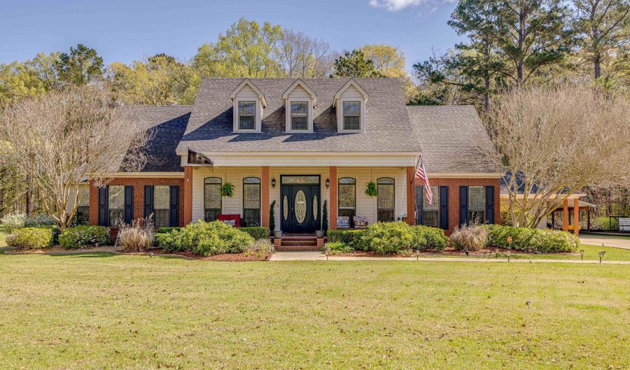 4851 YARBROUGH Rd, Bastrop, LA 71220 - 6 Beds, 4 Bath