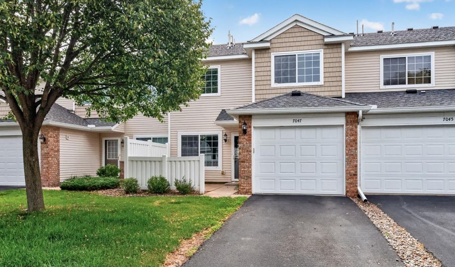 7047 139th Ave NW, Anoka, MN 55303 - 2 Beds, 2 Bath