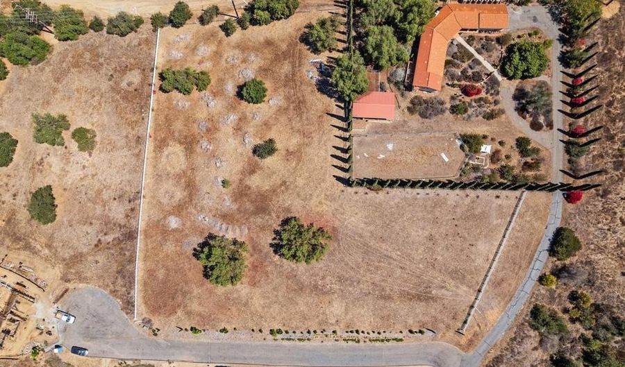 Linda Vista Terrace, Fallbrook, CA 92028 - 0 Beds, 0 Bath