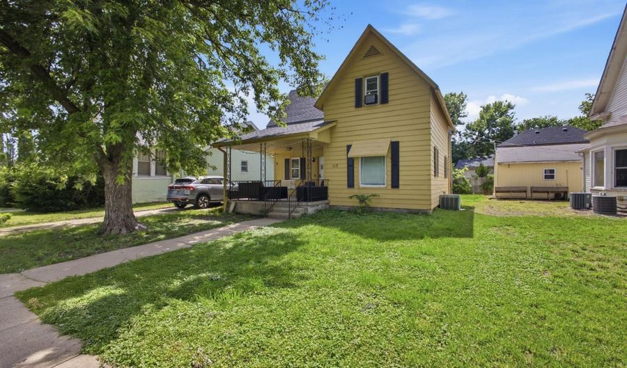 117 N 10th St, Beatrice, NE 68310 - 3 Beds, 2 Bath